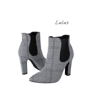Lulus Rabea Black and White Plaid High Heel Booties  Sz 8